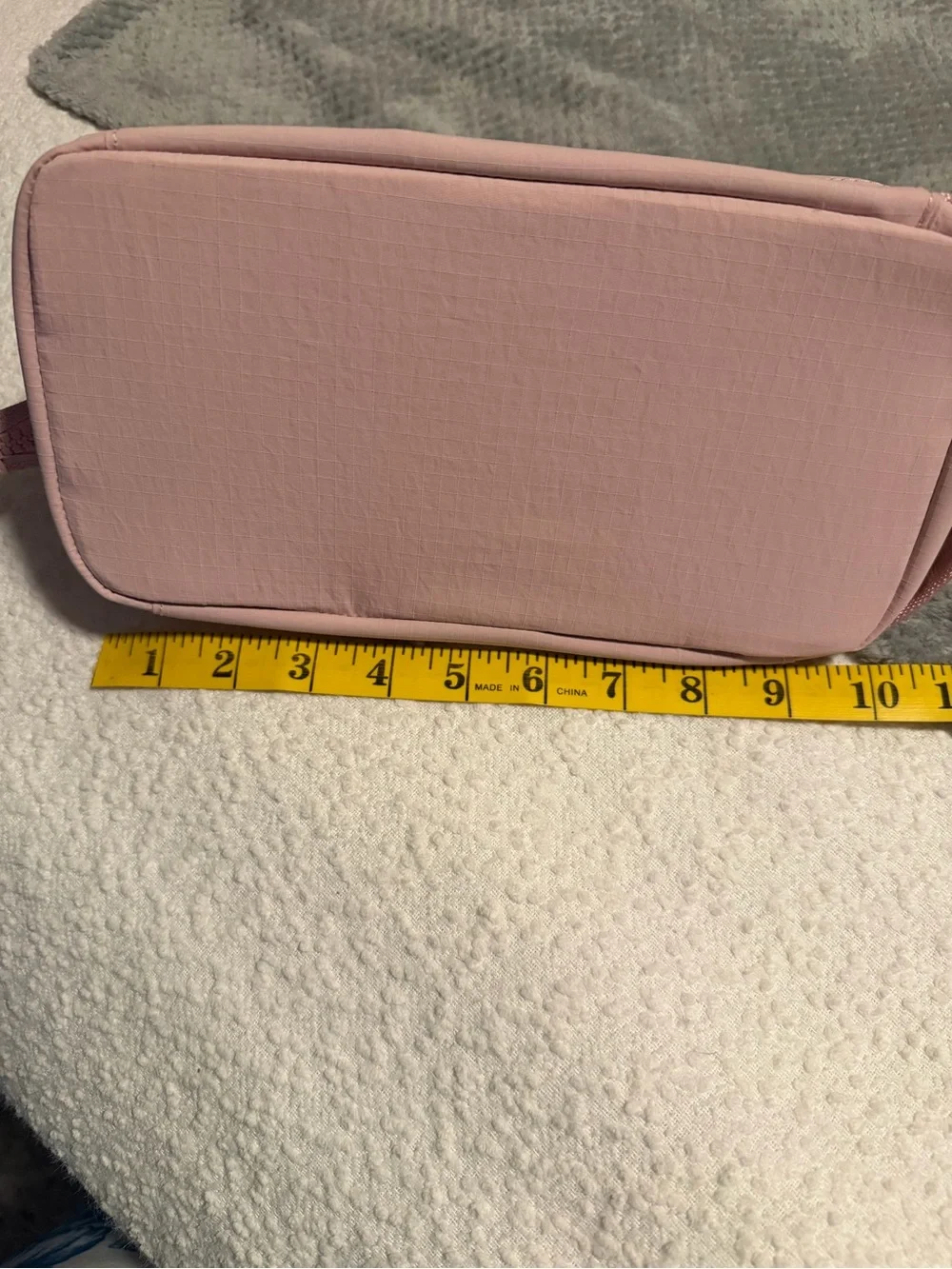 lululemon soft blush pink travel dopp kit